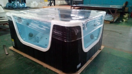 Мини Спа бассейн Sunrans SR-5L001