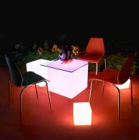 Светильник Куб 30 с питанием от АКБ, RGB Светильник Куб 30 с питанием от АКБ, RGB