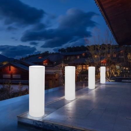 Светильник Цилиндр 25х100 питание от 220, RGB Светильник Цилиндр 25х100 питание от 220, RGB